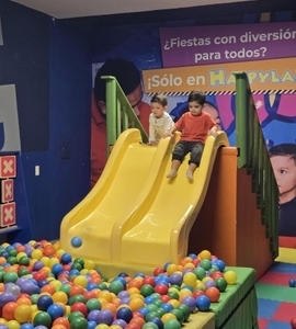 Centro de entretenimiento infantil: todo lo que necesitas saber