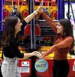 Los mejores juegos de adolescentes para fiestas: ideas divertidas